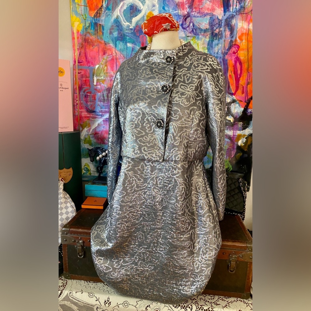 Gorgeous HAROLD’S Silver Metallic 2 Piece Cocktail Holiday Party Suit Dress 14